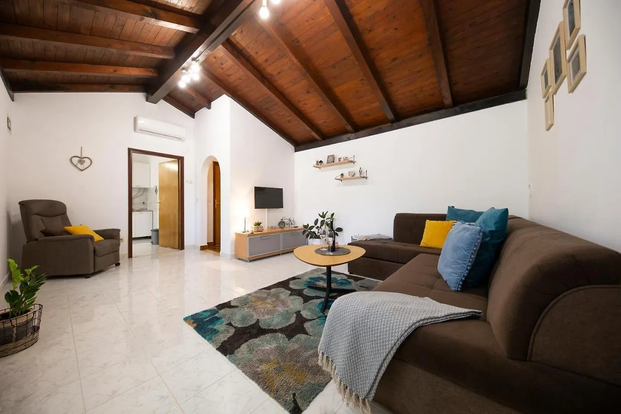 Maslina Apartman Zadar