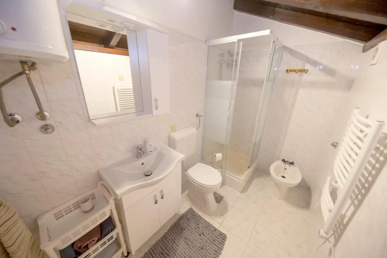 Apartment Maslina Apartman Zadar